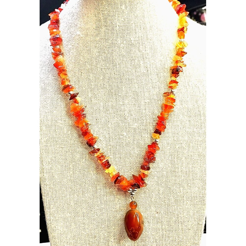 Carnelian Agate Pendant And Chip Necklace 17" Warm Fall Colors